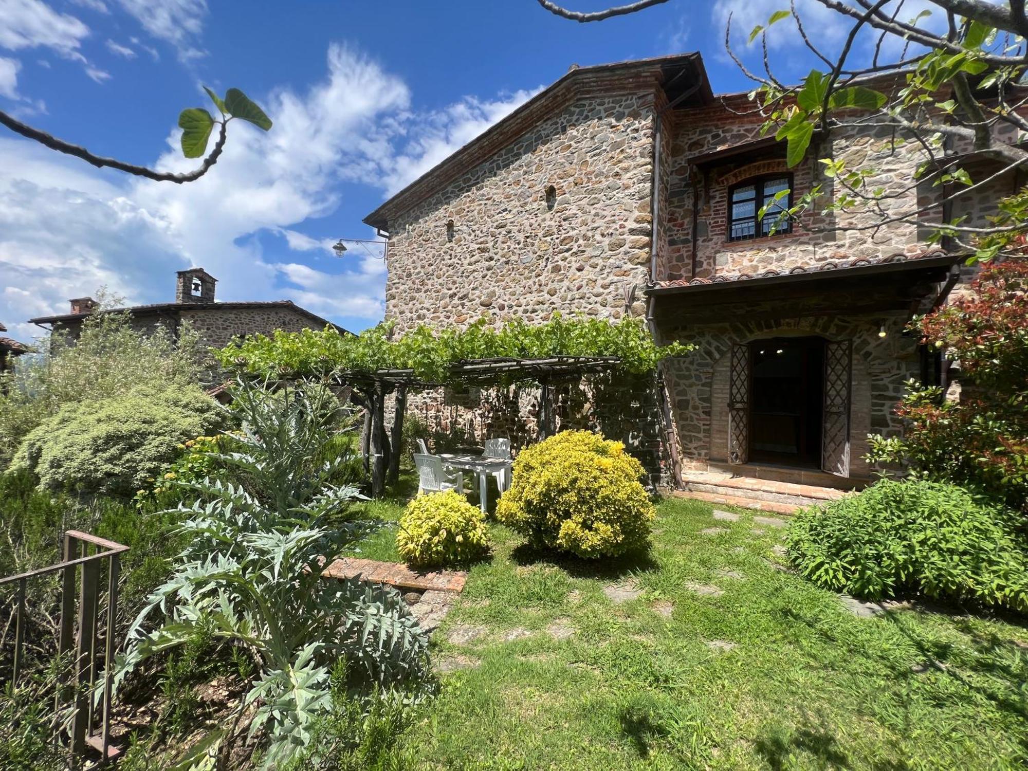 Podere Beatrice 20 Pax By Villasretreats Bardine di San Terenzo Exterior foto
